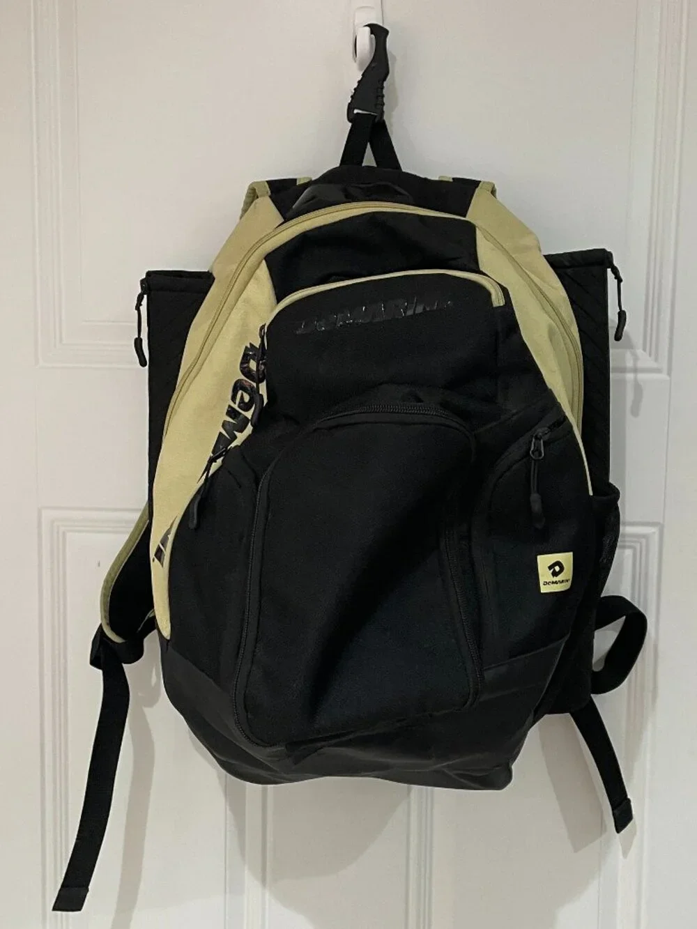 DeMarini Voodoo Era Bat Backpack Adult Baseball Softball Equipment Bag Black